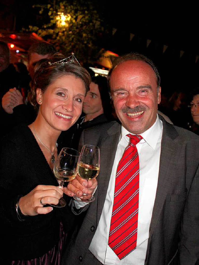 Weinprinzessin Marie-Luise Wolf und Brgermeister Dieter Schneckenburger