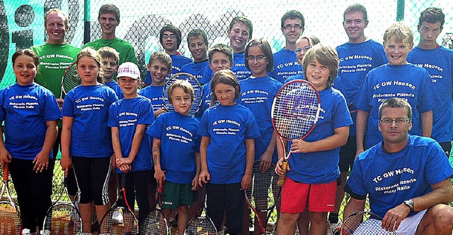 Zum Abschluss erhielt jeder Tenniscamp...mer ein T-Shirt von Grn-Wei Hausen.   | Foto: privat