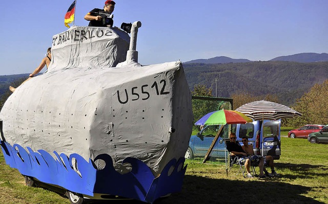 U-Boot gegen Walfang-Schiff: Auf dem &...die Idee fr den Auftritt zhlt dabei.  | Foto: Nicolai Kapitz