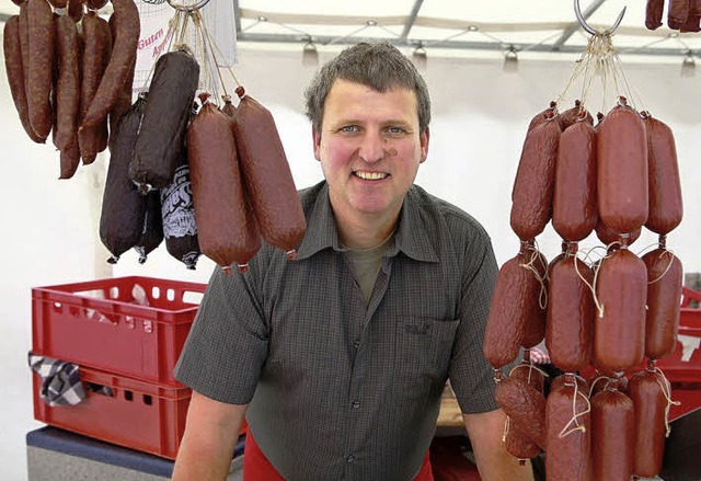 Spezialist fr Schinken und Hausmacher... immer dienstags auf dem Wochenmarkt.   | Foto: CHR. BREITHAUPT