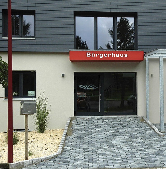 Einladend: das neue Brgerhaus in Niederhof   | Foto: Stefan Sahli