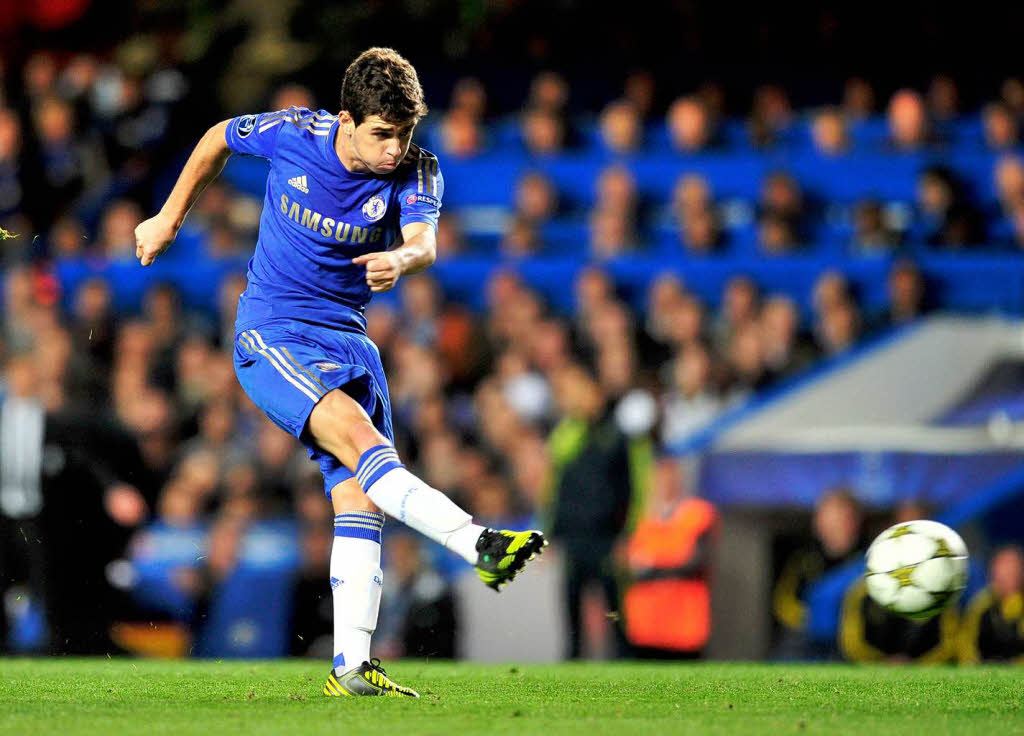 Im Spiel Chelsea gegen Juventus Turin brachte Oscar den englischen Klub 2:0 in Fhrung.
