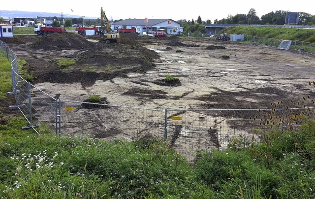 Die Bauarbeiten auf dem Areal gegenbe...22;Kleinfeldele&#8220; haben begonnen.  | Foto: Martin Wendel