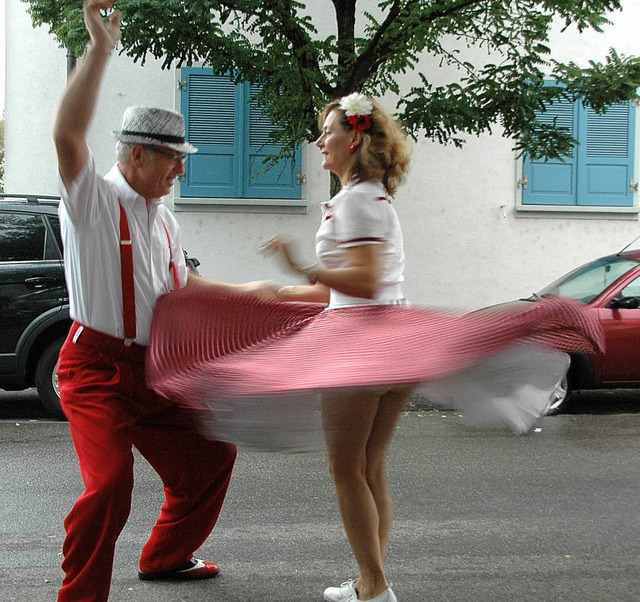 Getanzt wird bei Familie Rieger auch a...ae: Boogie Woogie mit fliegendem Rock  | Foto: Martina Proprenter