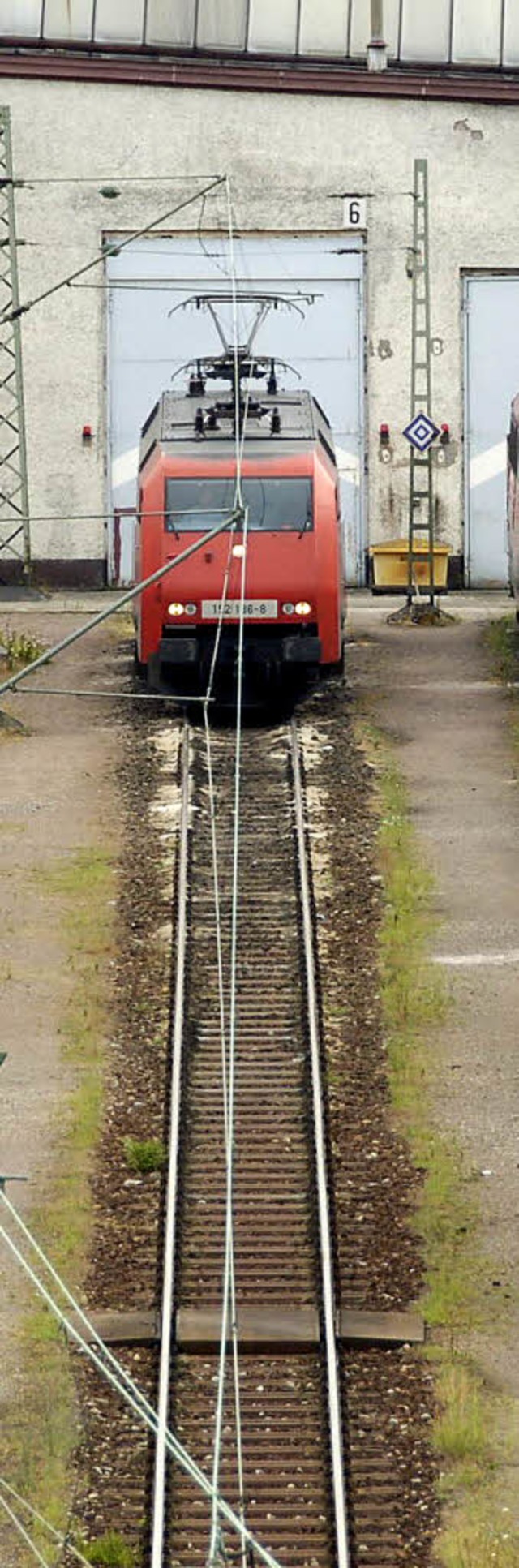 Das Bahnbetriebswerk hat  seine  Bltezeit  hinter sich.   | Foto: Lauber