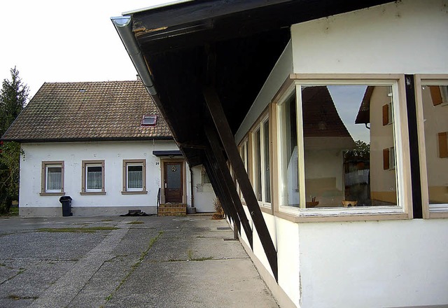 Das Caf Egger in Wallbach soll abgerissen werden.   | Foto: Hildegard Siebold