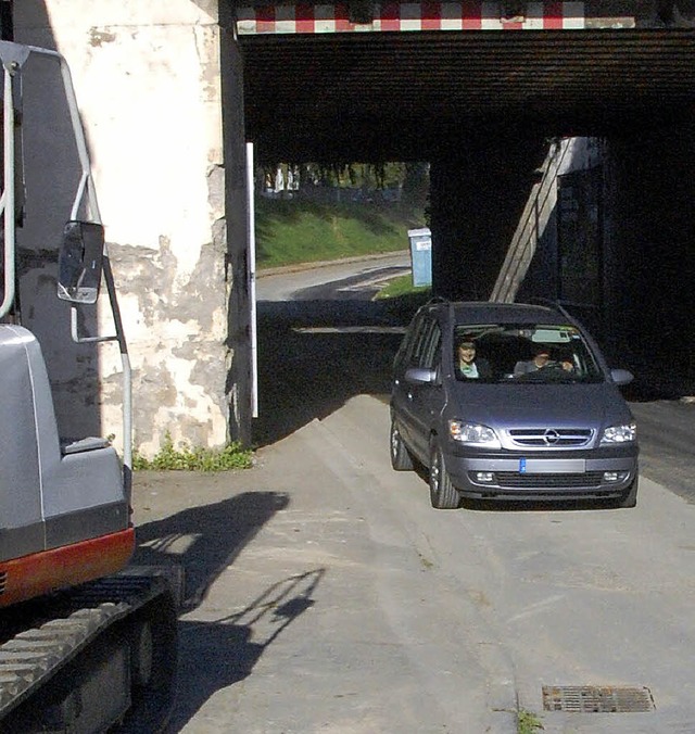 Seit gestern ist die Heldelinger Strae wieder befahrbar.   | Foto: Lauber