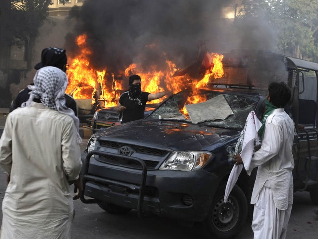 Gewaltttige Proteste in Pakistan.  | Foto: dapd