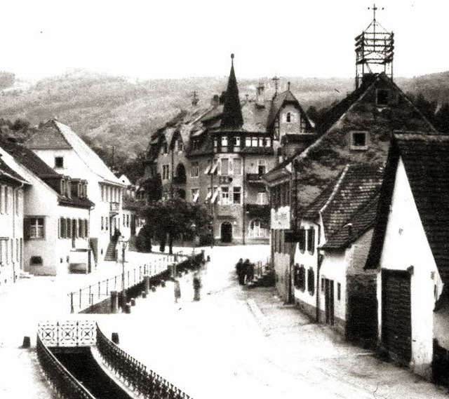 Im Jahre 1904 wurde an der Ecke Haupt-...ant &#8222;Eichhalde&#8220; erffnet.   | Foto: Archiv Hans Sigmund