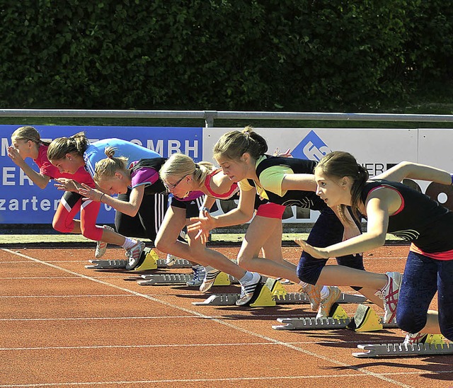 Auf die Pltze: Start zum Sprint ber 100 Meter.   | Foto: heiler