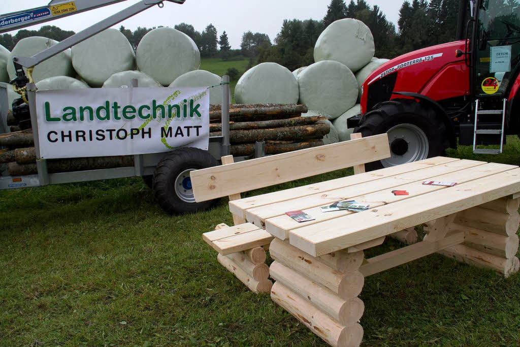 Landwirtschaftliche Maschinen zeigte Christoph Matt am Schlchtseehof