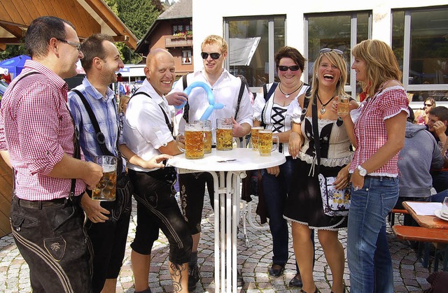 Eine Ma und viel Spa hatten diese Fe...oberfest des Fanfarenzugs in Schnau.   | Foto: Ulrike Jger