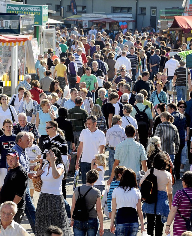 Es ist Messezeit: Am Samstag startet d...rg mit 500 Ausstellern aller Branchen.  | Foto: Messe