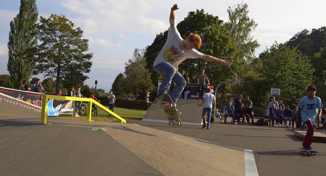 Mit einem Skate-Contest wurde am Samst...Anlage in Riegel in Betrieb genommen.   | Foto: M. Haberer