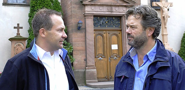 Pfarrer Gerd Mller (l.) und Joachim B...der St.-Markus-Kirche in Elgersweier.   | Foto: Siefke