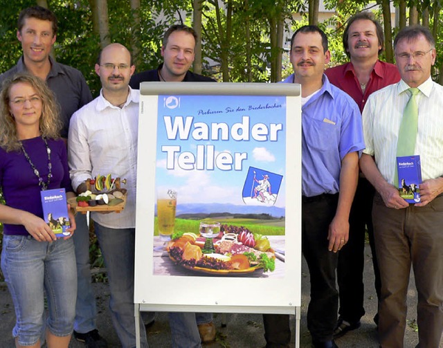 So begann alles vor sechs Jahren: Der ...er&#8220; mit Josef Ruf (rechts) vor.   | Foto: Archivbild: Kurt Meier