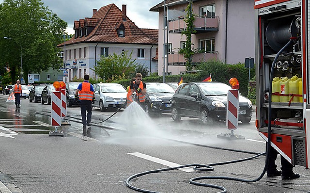 Einstze der Feuerwehr  bei einem Sur...r die Kosten wird derzeit diskutiert.   | Foto: Archivfoto: Axel Kremp