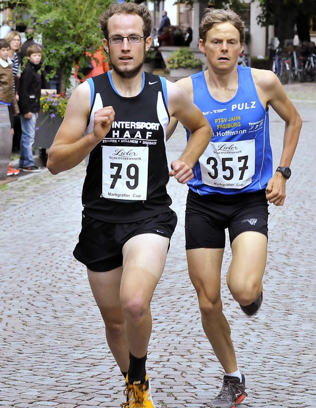 links Andreas Muckenhirn, rechts der Sieger Benedikt Hoffmann  | Foto: Murst