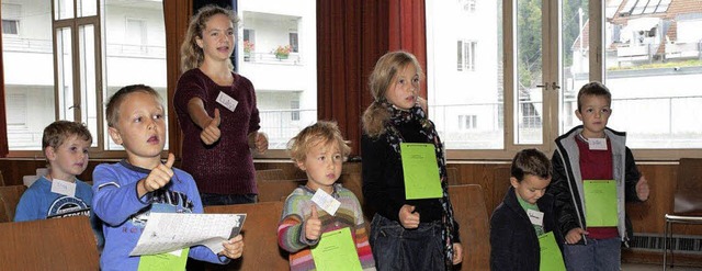 Daumen hoch! Der erste Kinderbibeltag kam gut an.   | Foto: Privat