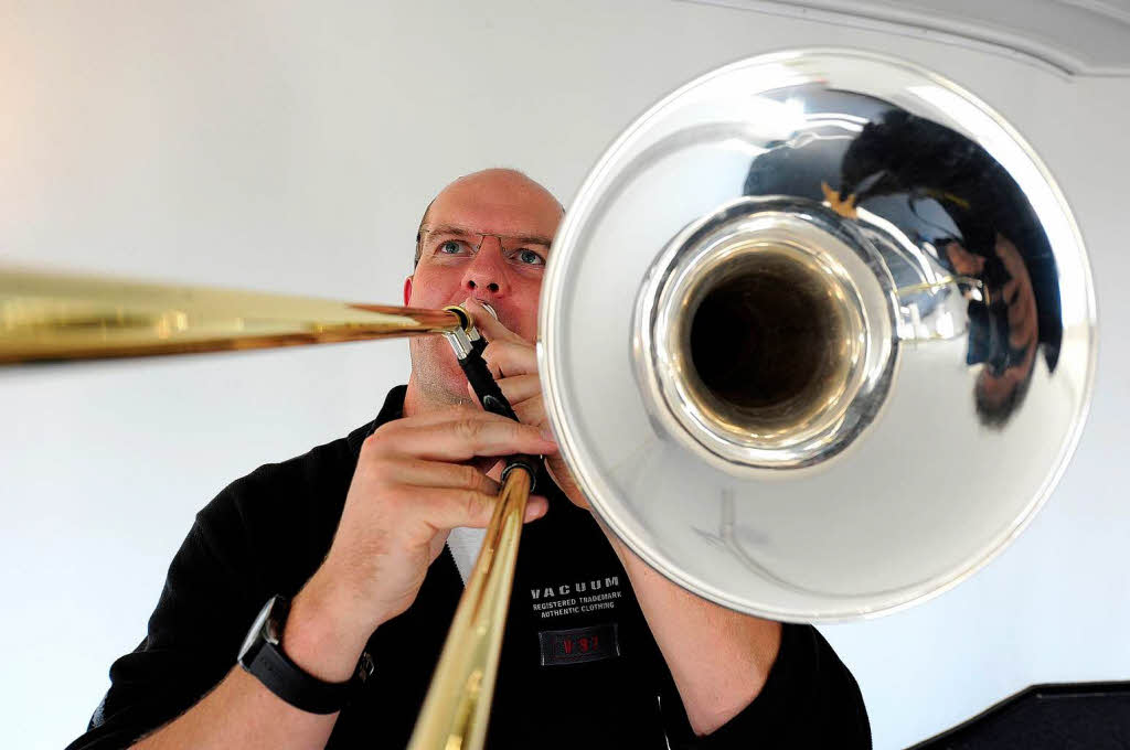 Zu Hause  spielt die Klassik allerdings eine untergeordnete Rolle. Da, sagt Viehver und lacht, hre er gerne „die ganz harte Schiene“. „Heavy Metal ist eine Leidenschaft seit meiner Jugend.