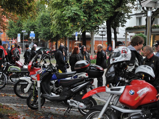 Den Bikern gibt es zu wenige Motorrad-Stellpltze in Freiburg.  | Foto: Rita Eggstein