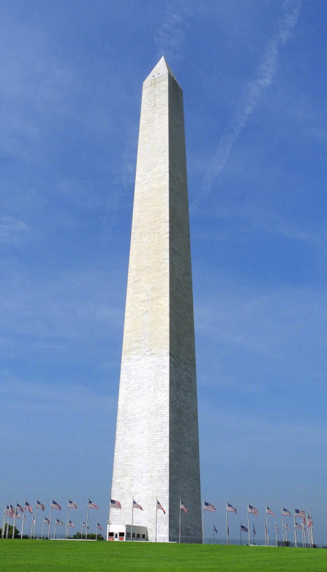 Zwischen  Kapitol, Obelisk &#8211; und...diese in einen Imbiss fhren (rechts).  | Foto: dpa