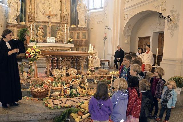 IN DEN KIRCHEN