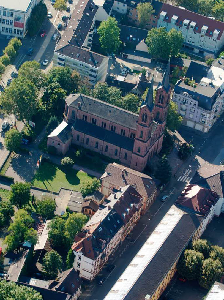 Zeppelinflug ber die Ortenau -    Kirche St. Peter und Paul  Lahr