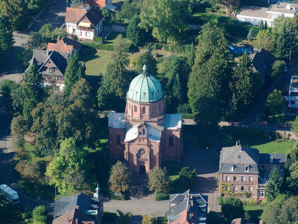 Zeppelinflug ber die Ortenau -  Christuskirche  in Lahr
