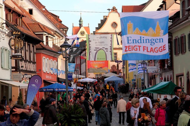 So viele Besucher wie nie zuvor kamen ...nenstadt (Foto) und ins Gewerbegebiet.  | Foto: Hans-Peter Ziesmer