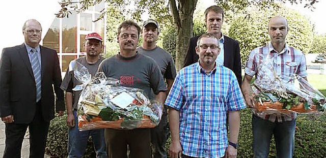 Ehrung bei Freyler: Von links  Matthia...eschftsfhrer) und   Christian Jger.  | Foto: Firma Freyler