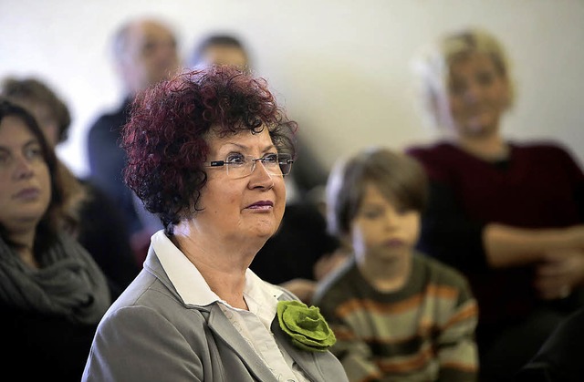 Gerlinde Kretschmann lauscht dem  Fingado-Chor.    | Foto: Ch. Breithaupt