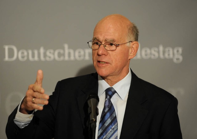 Bundestagsprsident Norbert Lammert, h...aus. Aus der SPD gibt es dafr Kritik.  | Foto: dapd