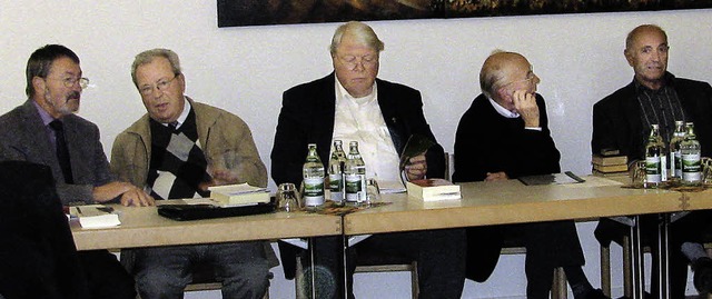 Erinnerten sich im Gemeindesaal von Hl...rsold, Gerhard Arnold,  Richard Huber   | Foto: B. puppe