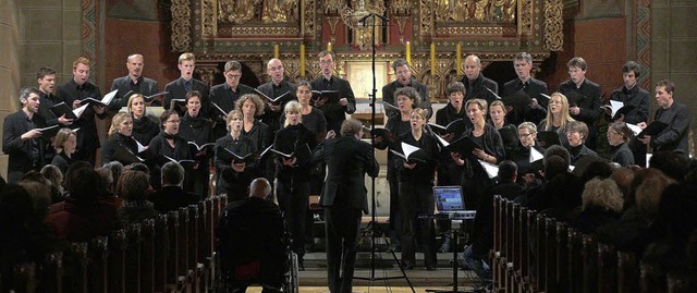 Der Coro picolo bei seinem Autritt in St. Marien   | Foto: Peter Heck