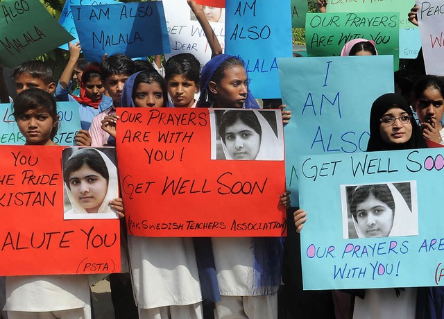 &#8222;Werde bald gesund&#8220;: Pakistanische Studenten in Lahore  | Foto: afp