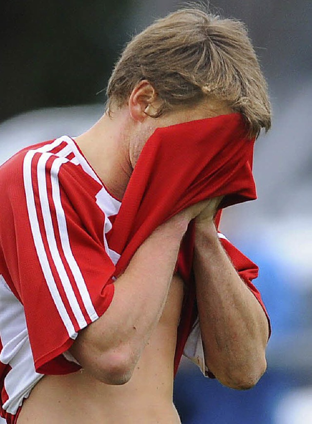 Ende mit dem Versteckspiel. Florian Sa...lebruck fr eine berraschung sorgen.   | Foto: seeger