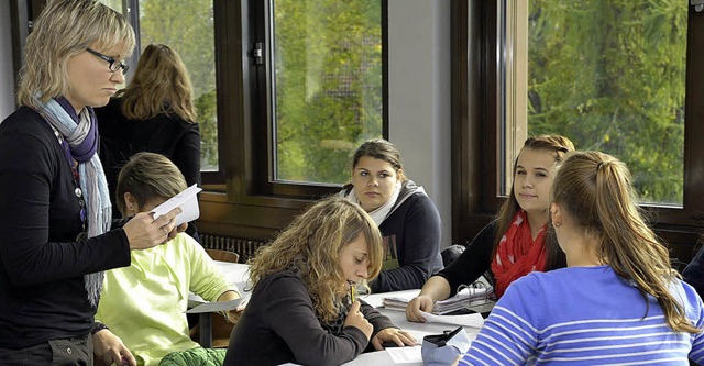 Gerade junge Frauen besuchen gerne das...senschaftliche Gymnasium in Mllheim.   | Foto: Volker Mnch