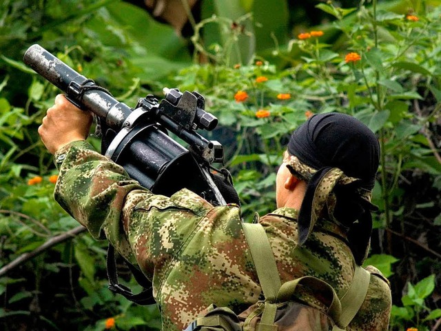 Farc-Kmpfer in den Wldern Kolumbiens   | Foto: dpa