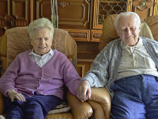 Seit 65 Jahren ein Ehepaar: Erna und Rudolf Bleile  | Foto: Hanna Schreiner
