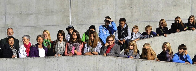 24 Austauschschler aus  Embrun weilen...athaus offiziell willkommen geheien.   | Foto: Paul berger