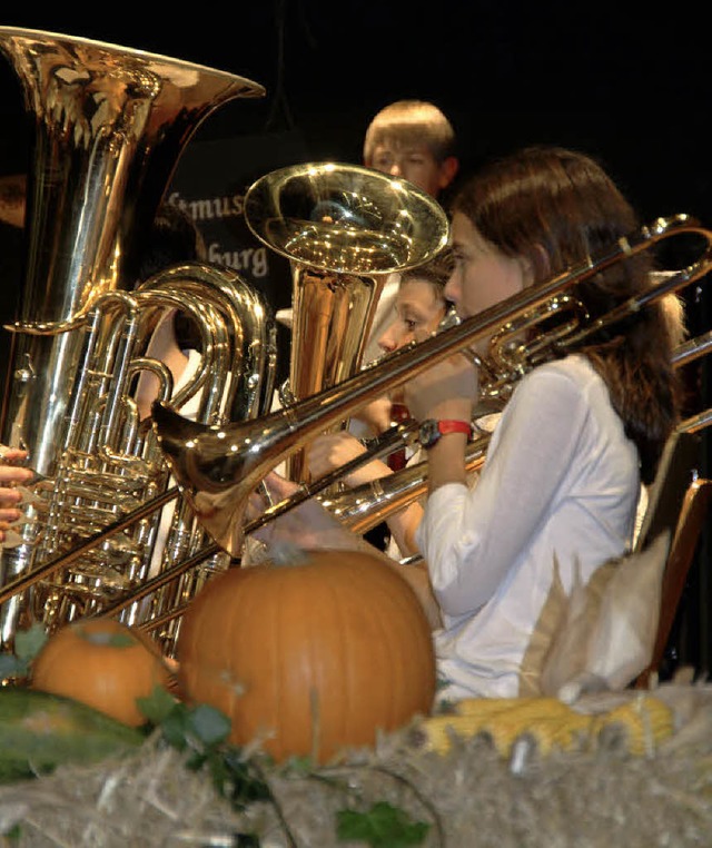 Betont jugendlich und vielseitig gab s...erbstkonzert in der Schwarzwaldhalle.   | Foto: Sabine Model