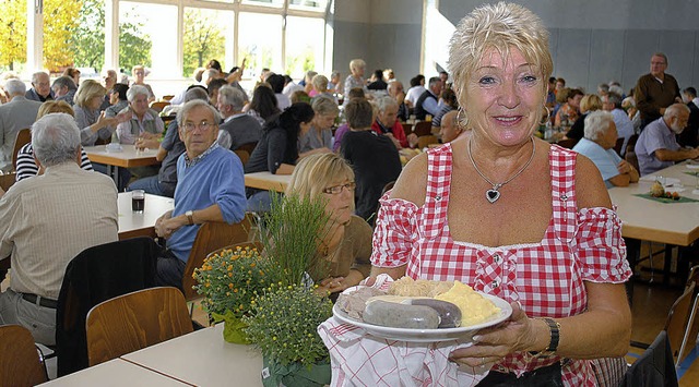SV-Vorsitzende Ingeborg Streich  hatte alle Hnde voll zu tun.  | Foto: sedlak