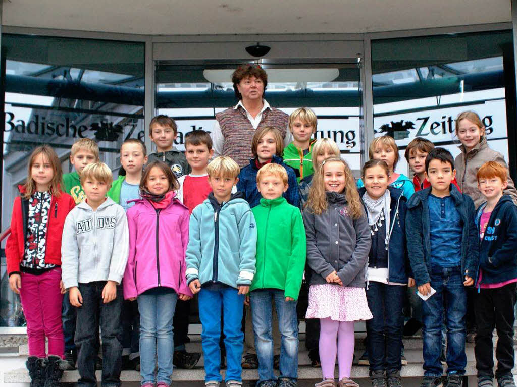 Die Klasse 4a der Schneckentalschule aus Pfaffenweiler mit ihrer Lehrerin Frau Gabriela Schlesiger-Imbery