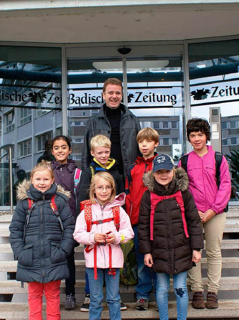 Die Familien Klasse des KinderLernHauses aus Freiburg mit ihrem Lehrer Herr Jrg Frhlich
