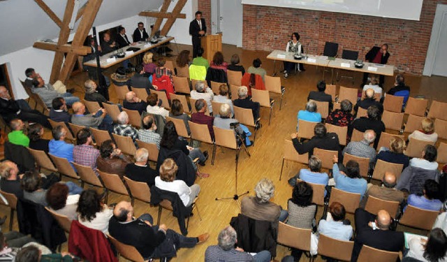 In Umkircher Brgersaal soll nicht be...Fragen zur Hauptstraensanierung gab.   | Foto: julius steckmeister