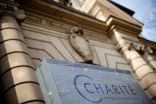 Ein Klinikum, viele schlechte Nachrichten: die Charit in Berlin  | Foto: dpa