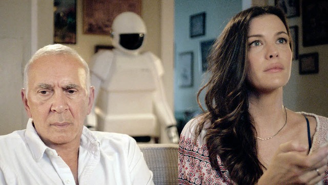 Der alt gewordene Dieb, sein Helfer un...k Langella,  Liv Tyler und der Roboter  | Foto: Senator