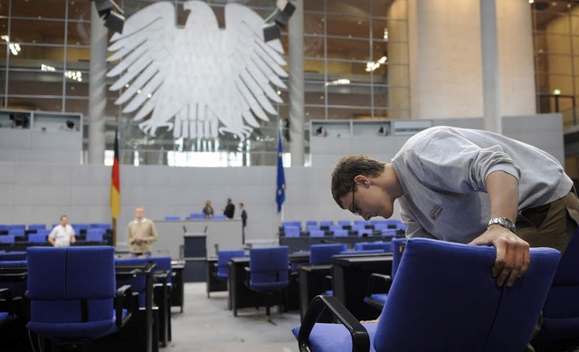 Nach dem neuen Mandatsschlssel htte ...stag heute 671 statt 620 Abgeordnete.   | Foto: ddp