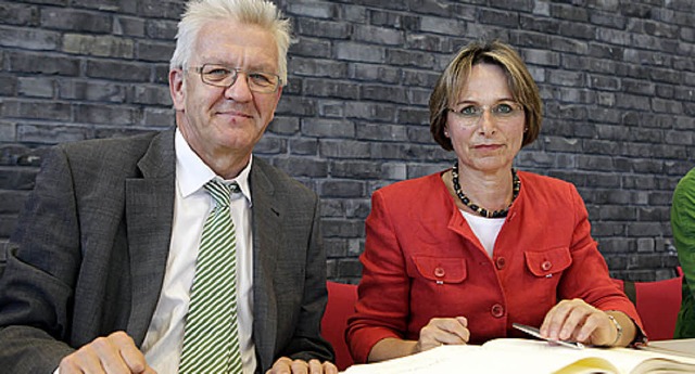 OB Schreiner kann Ministerprsident Kretschmann in Offenburg begren.   | Foto: Archivfoto: Breithaupt